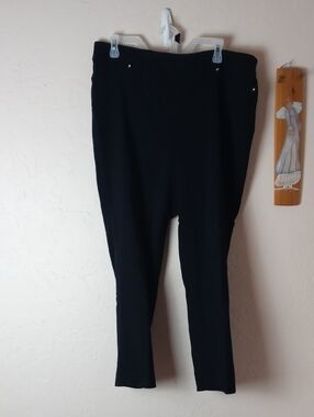JM Collection Black Women's Trousers